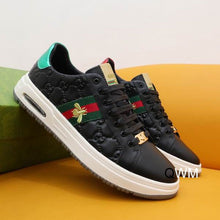 Load image into Gallery viewer, Gucci Sneakers
