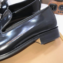 Load image into Gallery viewer, Gucci Men Dress Shoes
