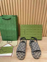 Load image into Gallery viewer, Gucci Slides
