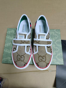 Gucci Women Sneakers