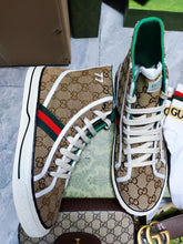 Load image into Gallery viewer, Gucci Men Sneaker
