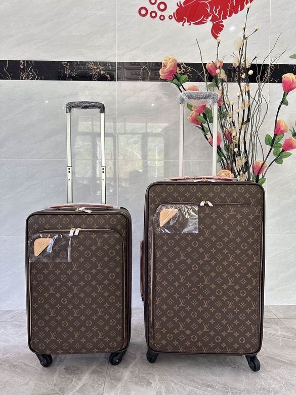 LV Luggage set