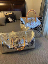 Load image into Gallery viewer, Louise Vuitton Silver Bag (Set)

