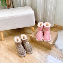 Load image into Gallery viewer, Gucci Uggs

