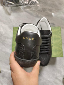 Gucci  Sneakers