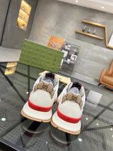 Load image into Gallery viewer, Gucci Sneakers
