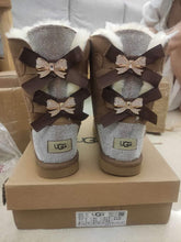 Load image into Gallery viewer, Uggs w/ rhinestones
