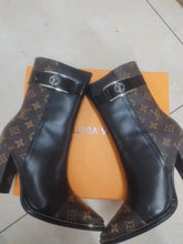 Load image into Gallery viewer, LV Boots midcalf
